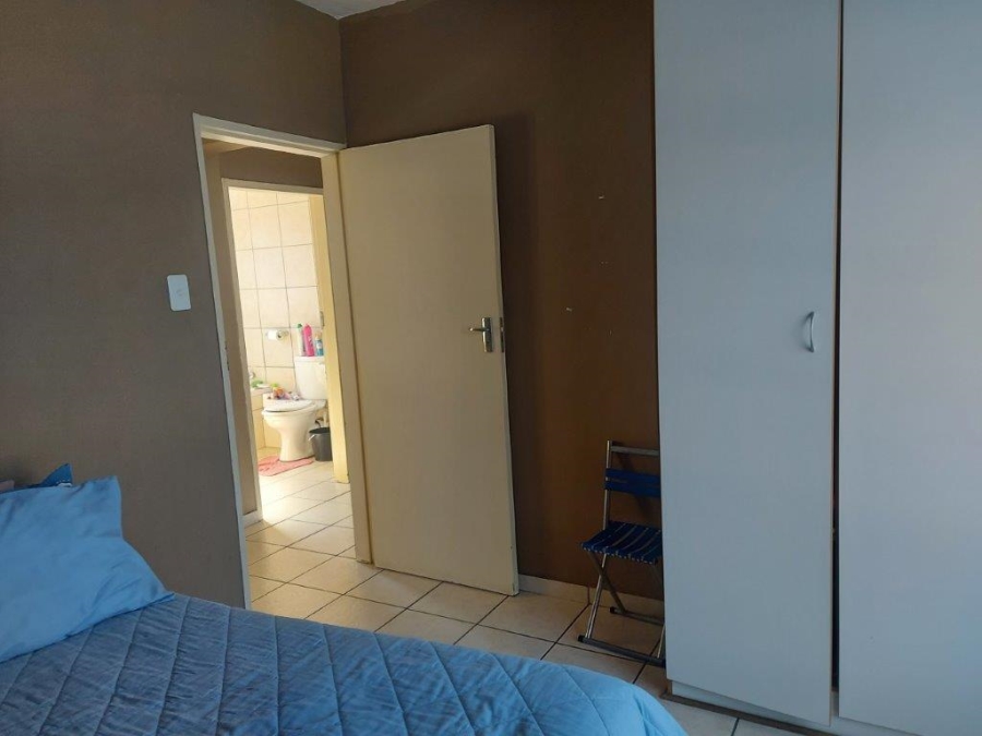 2 Bedroom Property for Sale in Rustenburg Central North West